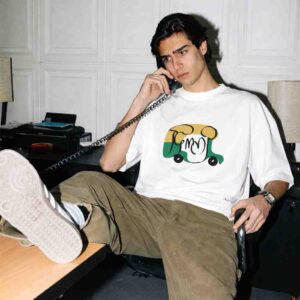 The Tuk-Tuk Hustle, Capital Commute - Delhi City Oversized Front Print White T-Shirt ooltaseedha.com